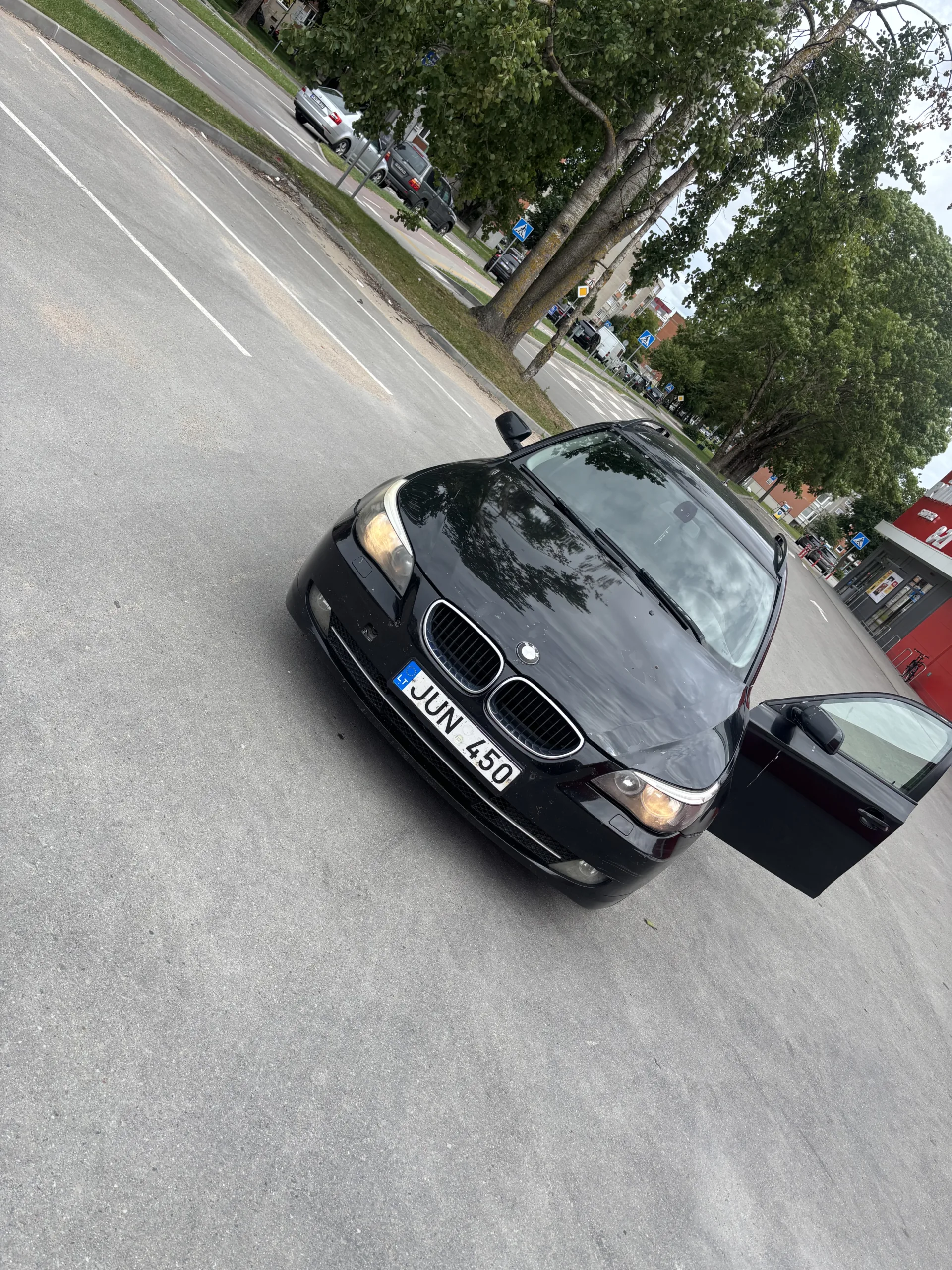 BMW 525d, 2004