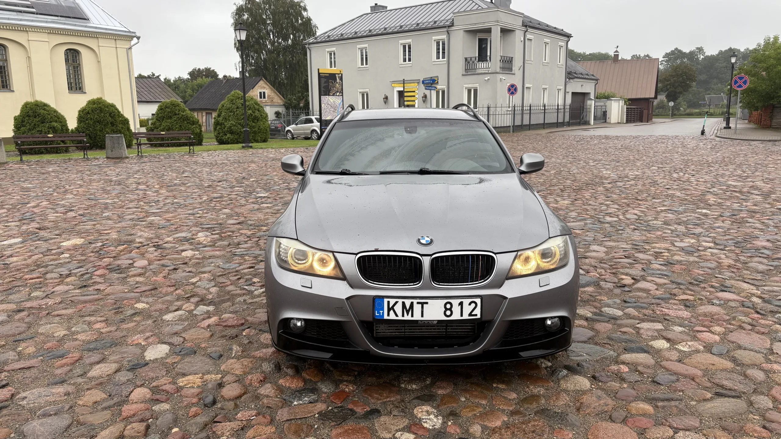 BMW 320, 2008