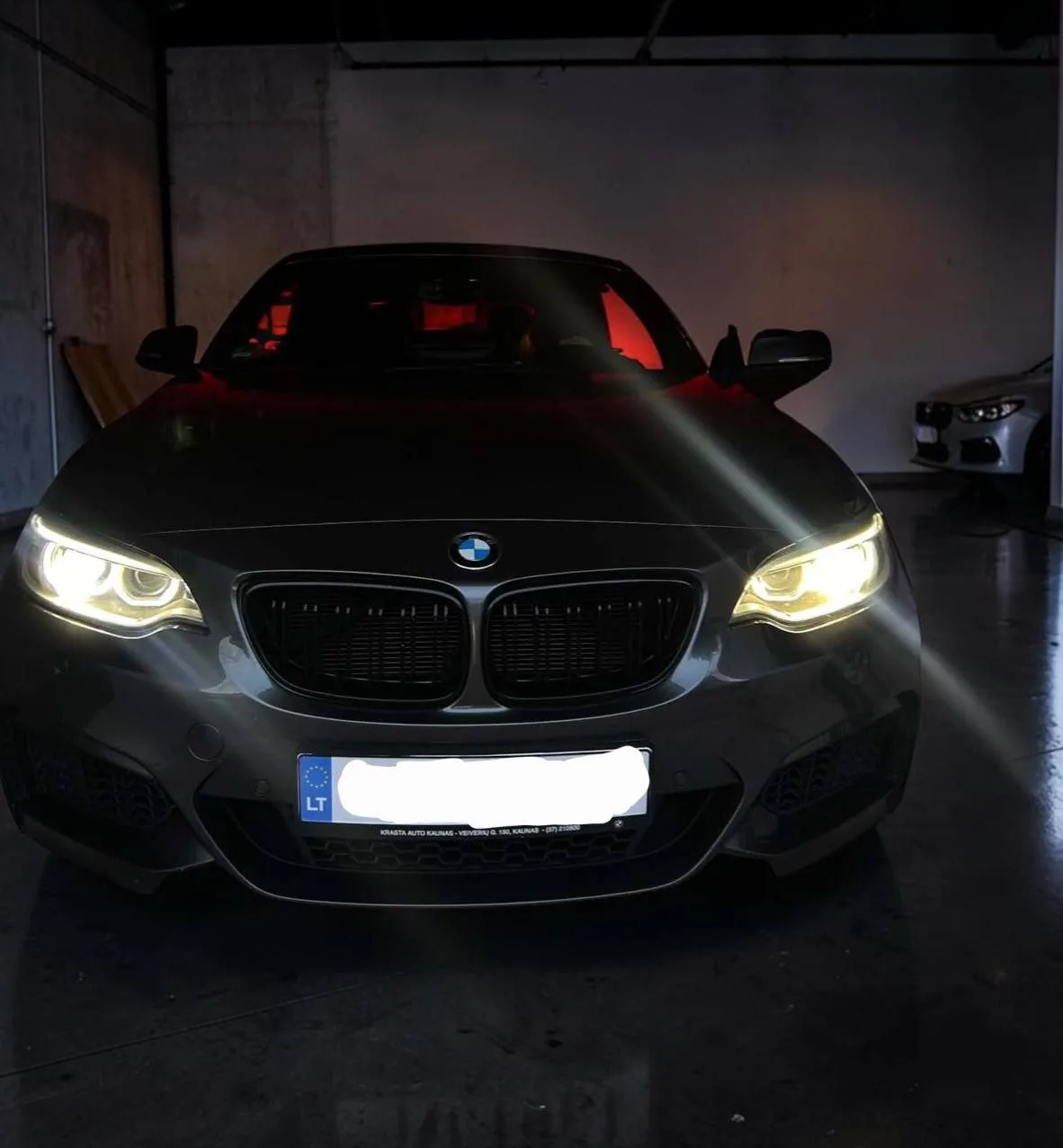 BMW 218, 2017
