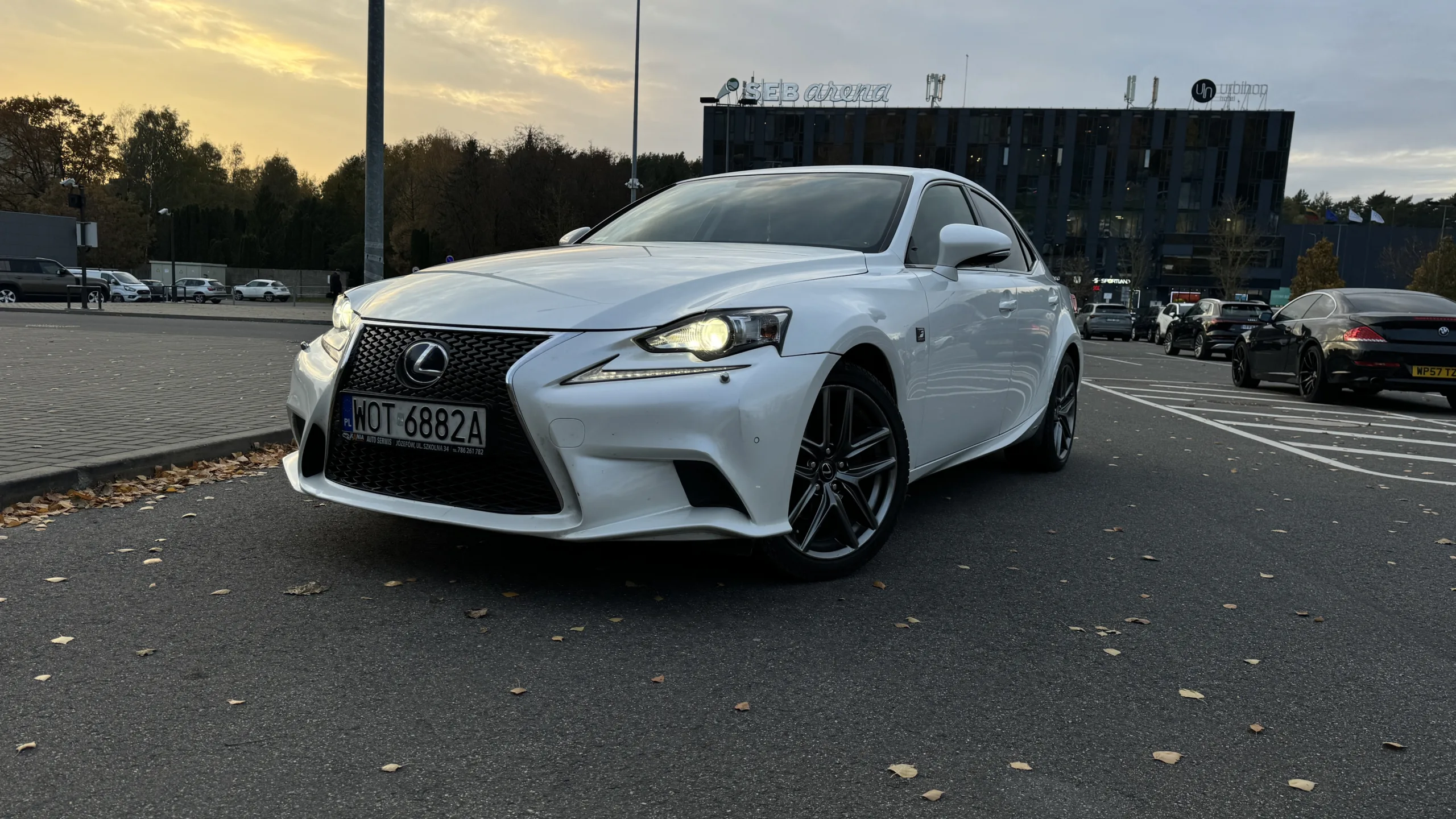Lexus IS 300h, 2015
